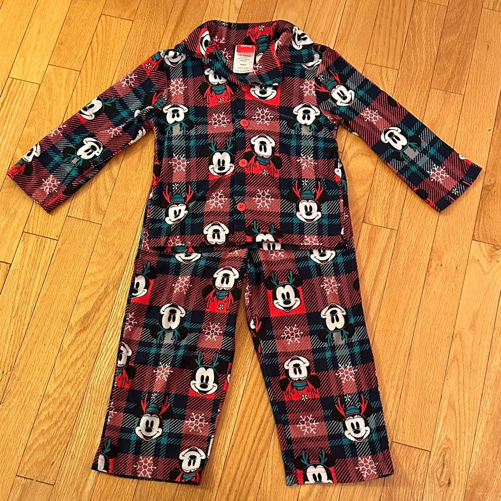 Disney 2 piece button down Holiday Pajamas!